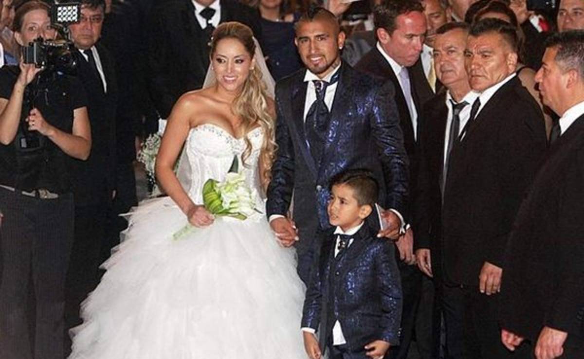 Arturo Vidal se casó en Santiago de Chile