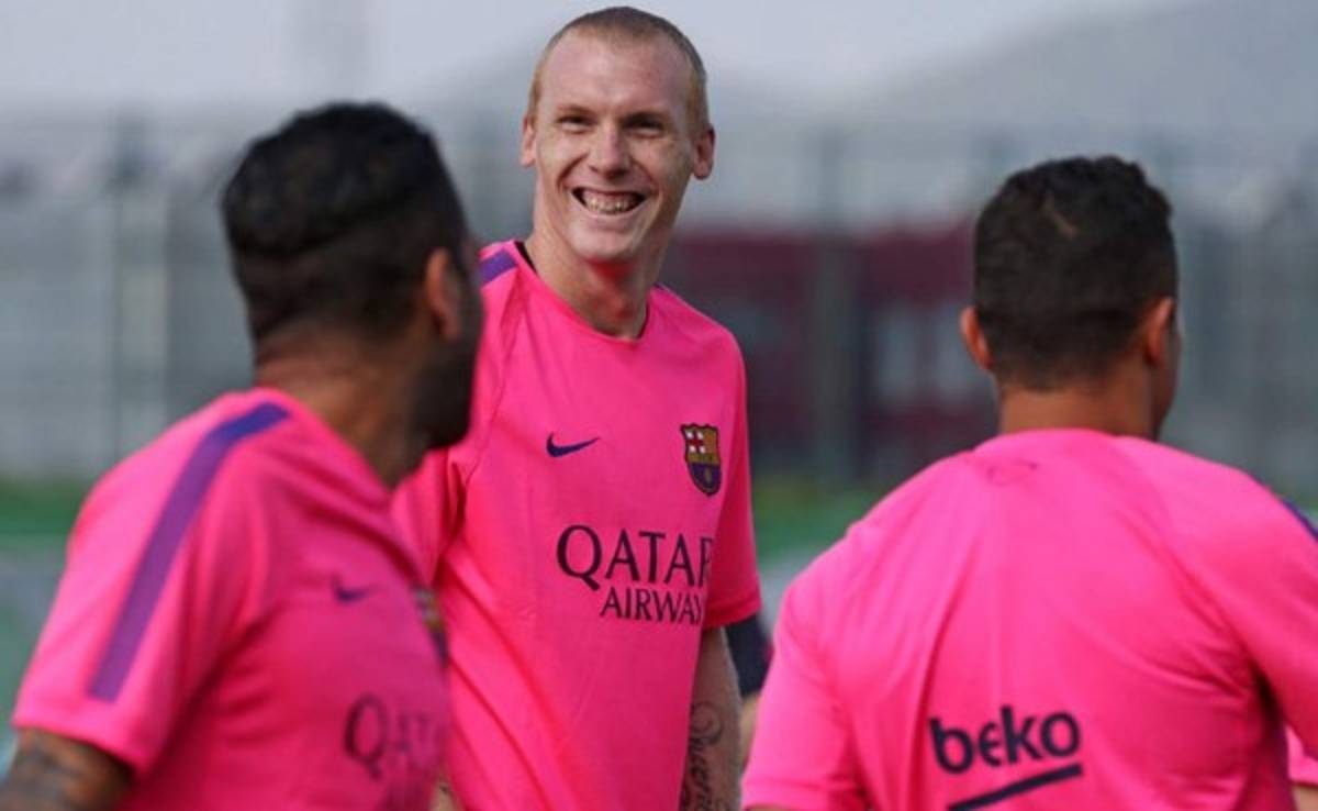 El francés Jérémy Mathieu entra en la lista contra el Atlético