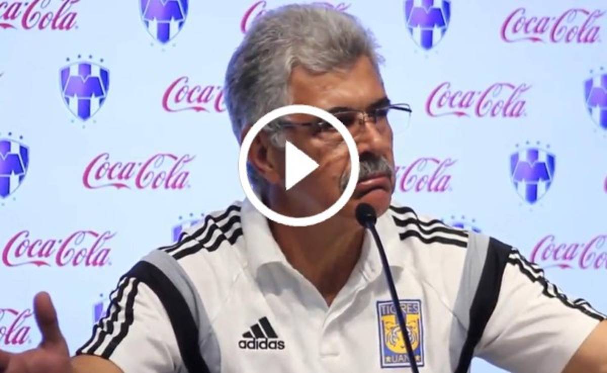 VIDEO: Tuca Ferretti explota contra un periodista en conferencia de prensa