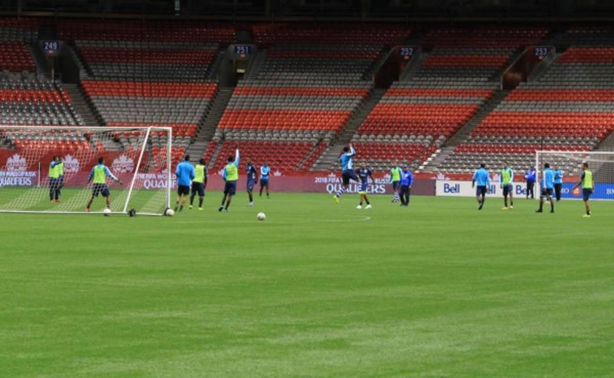 Pinto se cuida las espaldas de los espías canadienses