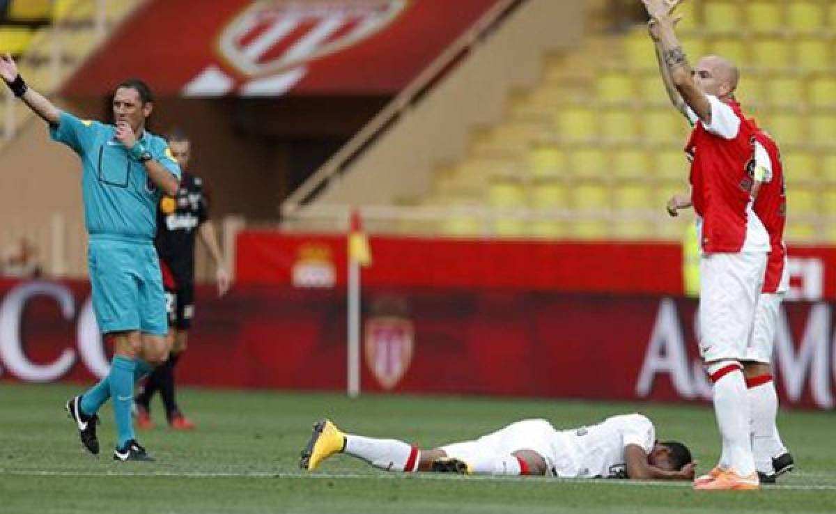 Futbolista del Mónaco sufre conmoción cerebral y es hospitalizado