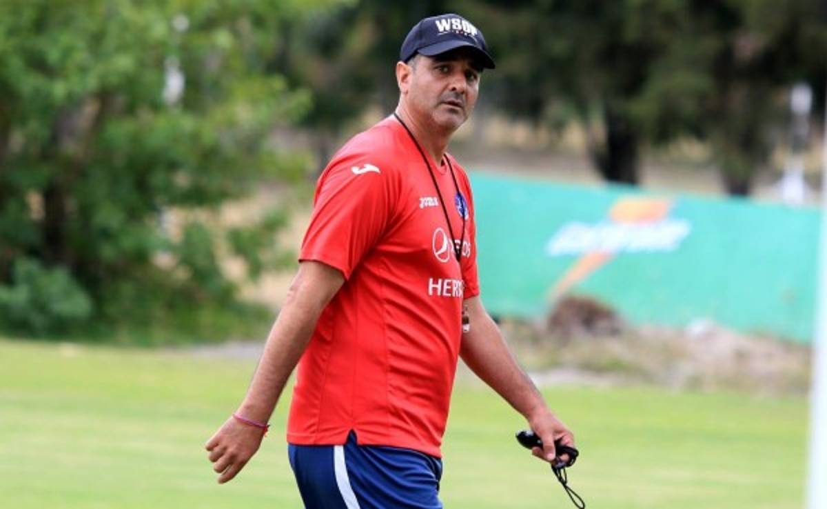 Diego Vázquez sobre Nestor: 'Lo he visto pero no mucho'