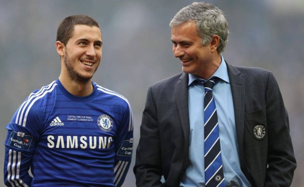 El once de lujo con el que tuvo problemas Mourinho