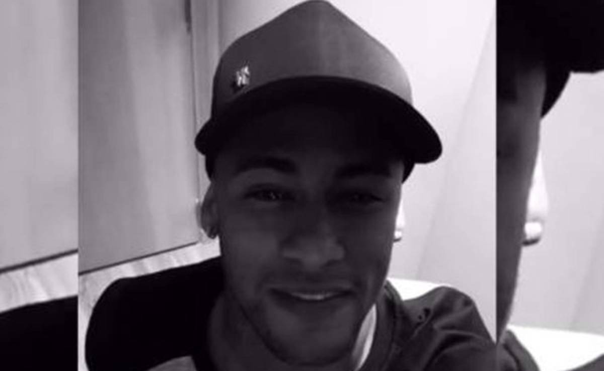 VIDEO: Así celebró Neymar su renovación con el Barcelona