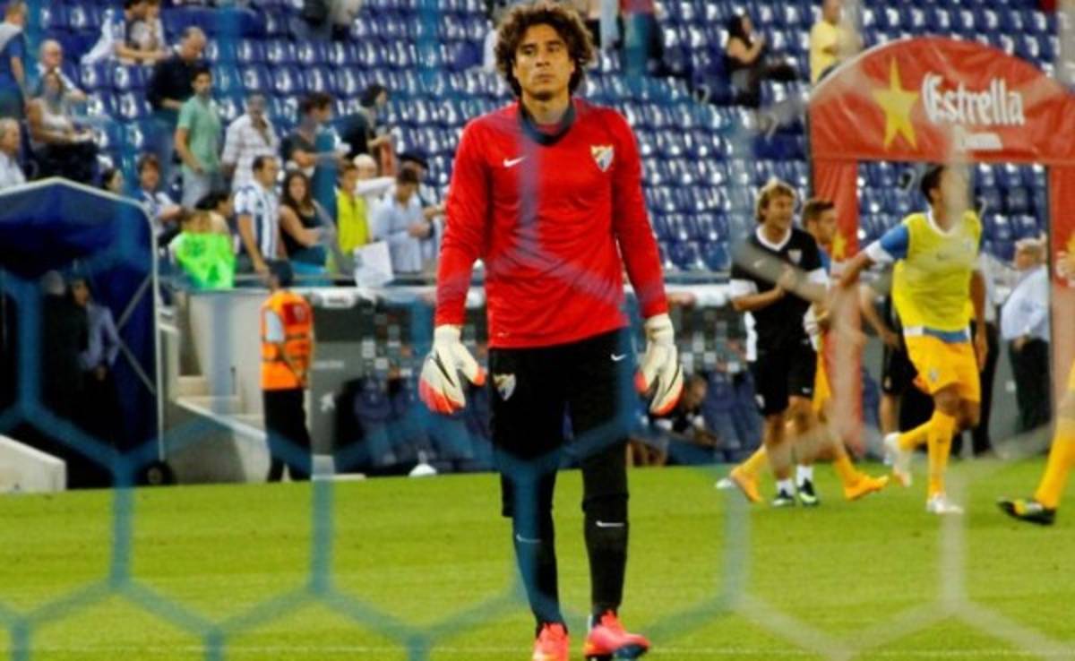 Memo Ochoa está entre los peores fichajes del año