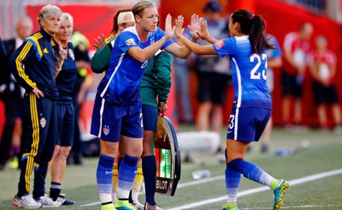 La UEFA probará un cuarto cambio en la prórroga en cinco torneos