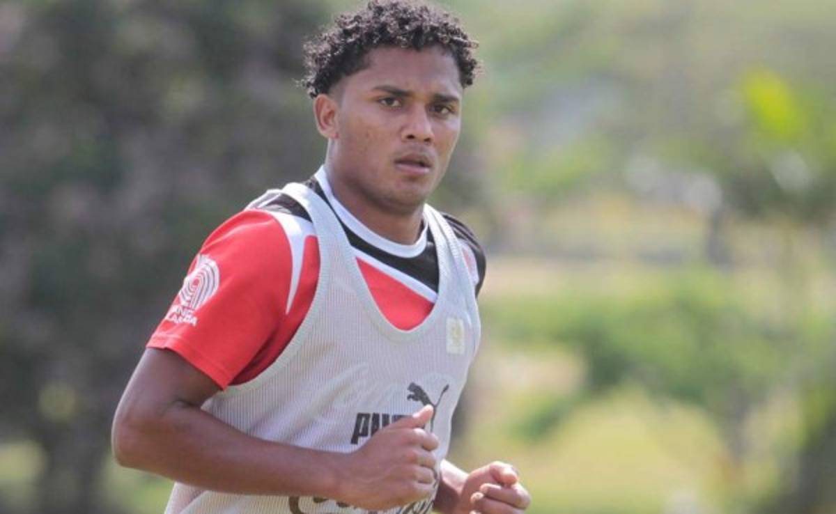 Ever Alvarado: 'Quisiéramos estar entre los mejores cuatro equipos de la Concacaf'