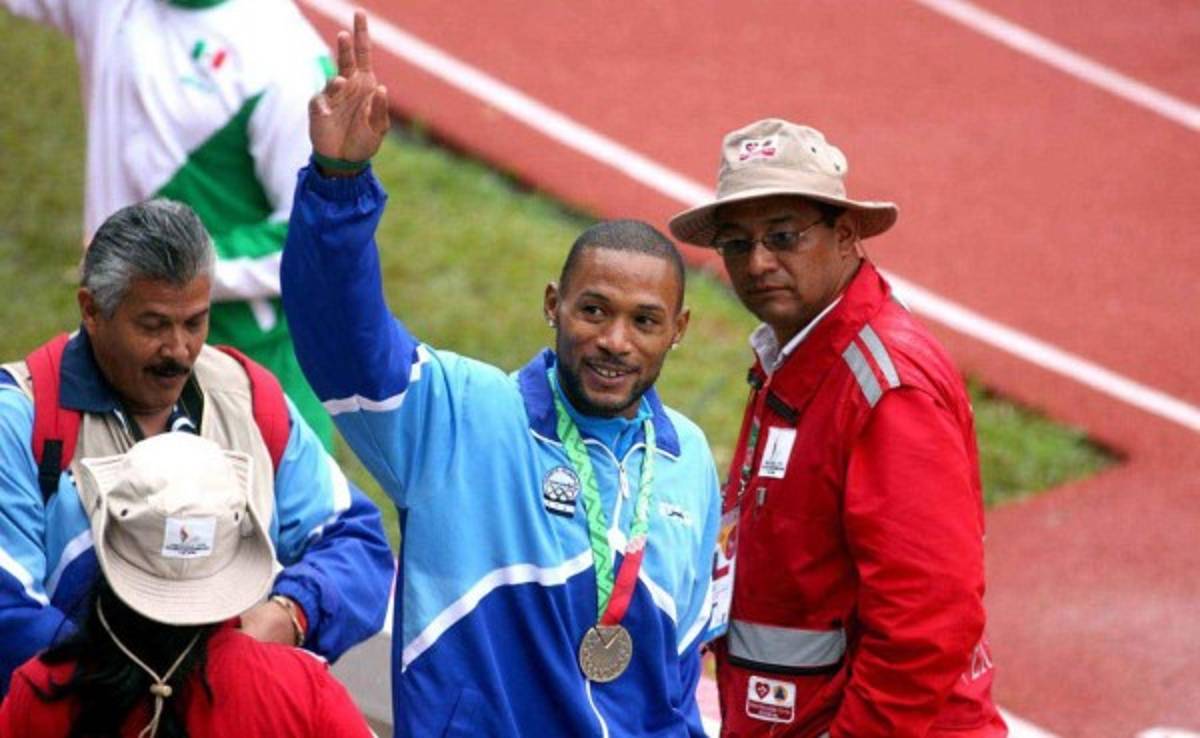 Honduras acude a Toronto con 18 deportistas y su figura Rolando Palacios