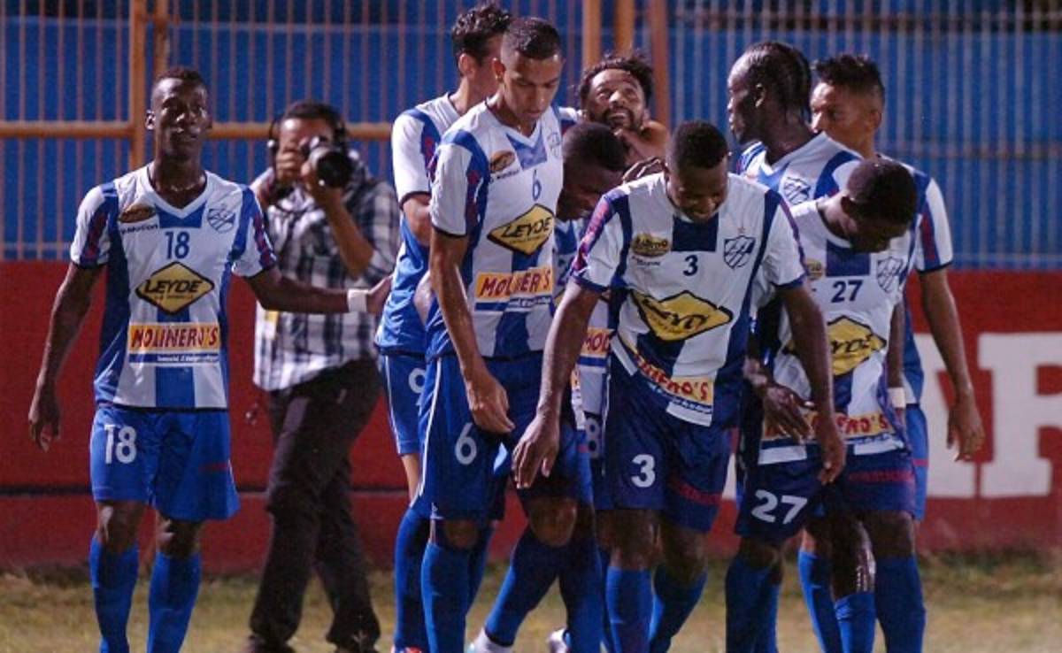 Victoria derrota al Vida y mantiene la hegemonía en La Ceiba