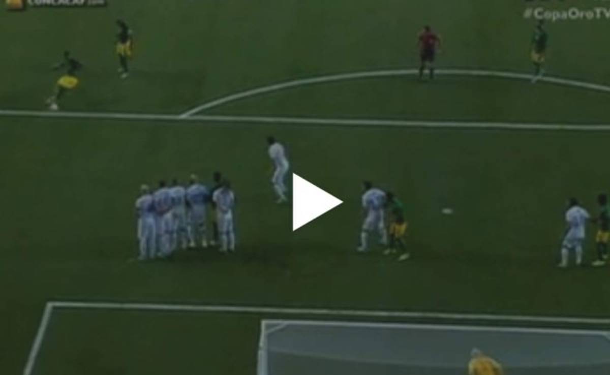 VIDEO: Espectacular gol de tiro libre de Barnes ante Estados Unidos