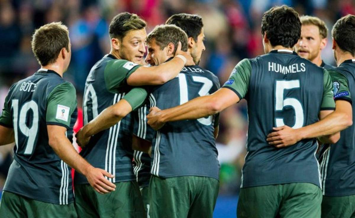 Alemania inicia camino a Rusia 2018 con cómodo triunfo en Noruega