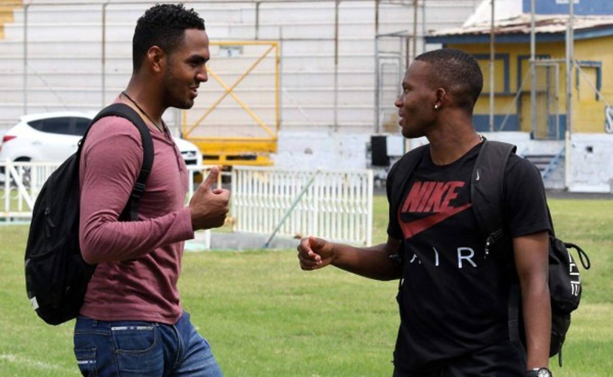 Futbolistas colombianos con futuro incierto en el Olimpia