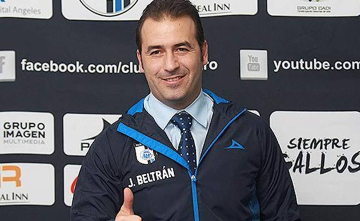 Directivo del Querétaro dice que Ronaldinho viajó a Cancún durante descanso