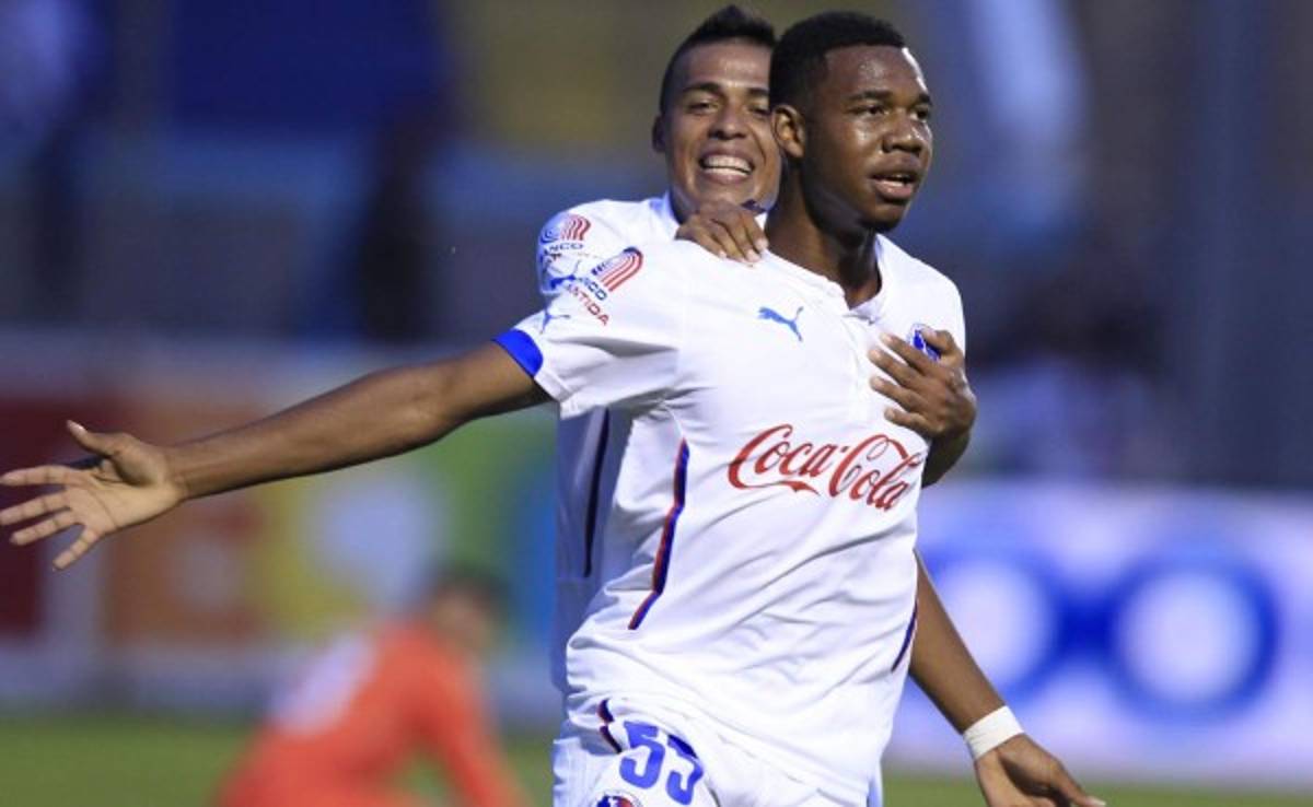 Jorge Bengoché cumple su sueño de debutar y anotar gol con Olimpia