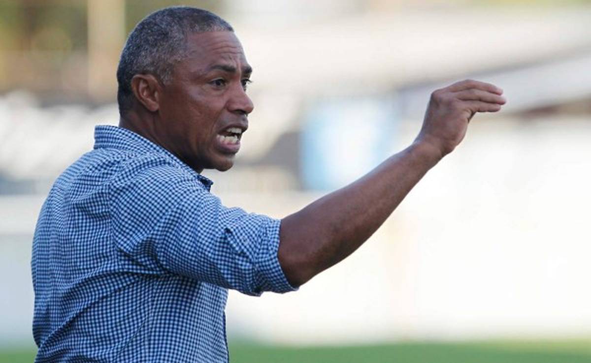 Clavasquín: 'Manejamos cierta parte del partido, es un marcador muy corto'