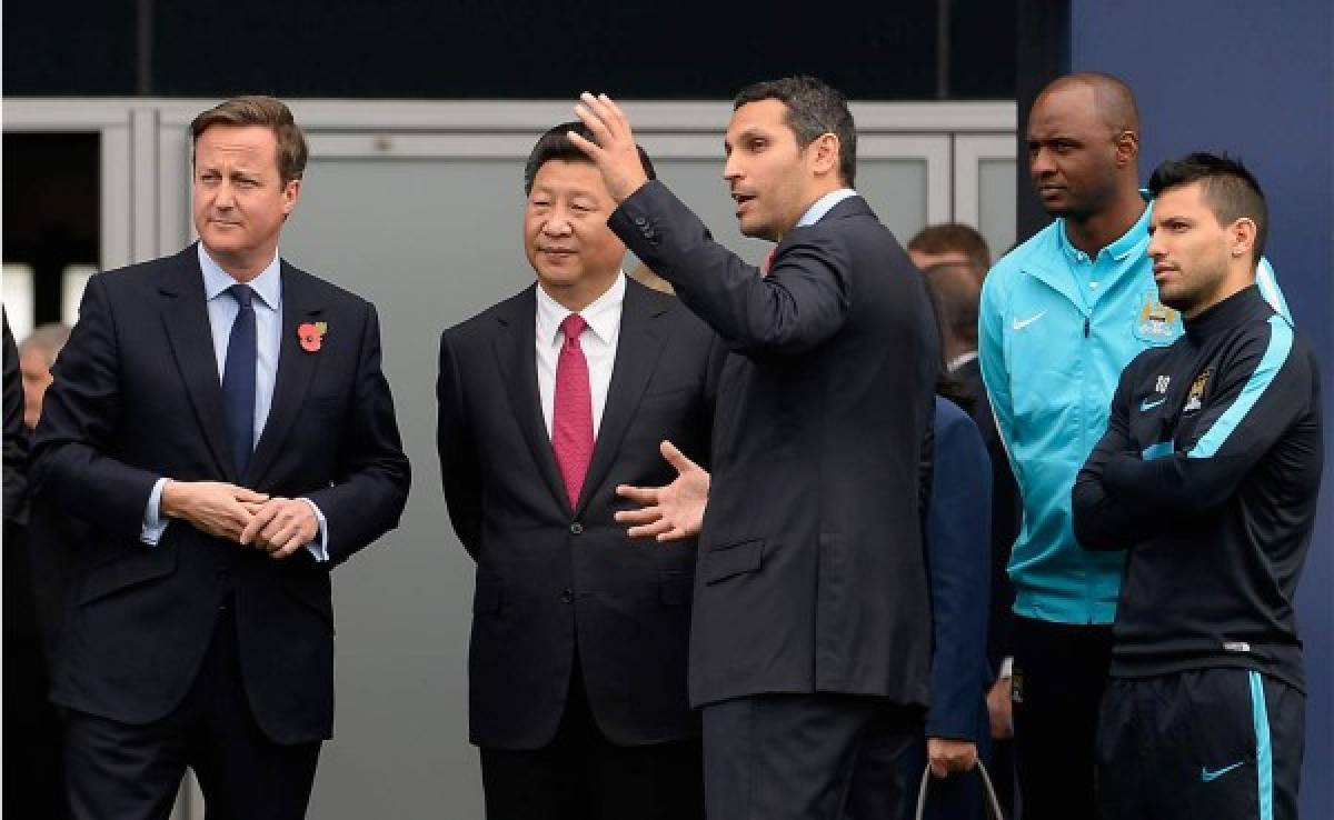 Dueños del Manchester City venden 13% participación a inversores chinos