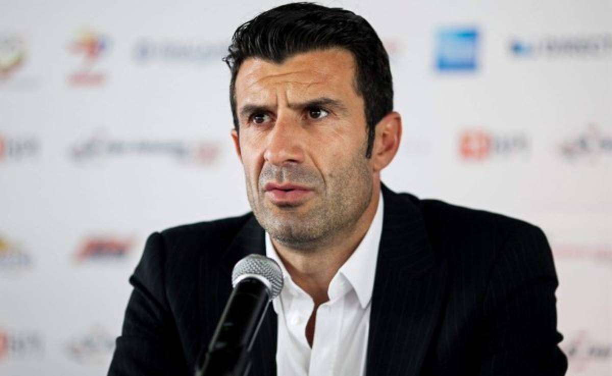 Luis Figo sigue ganando respaldo por la presidencia de FIFA