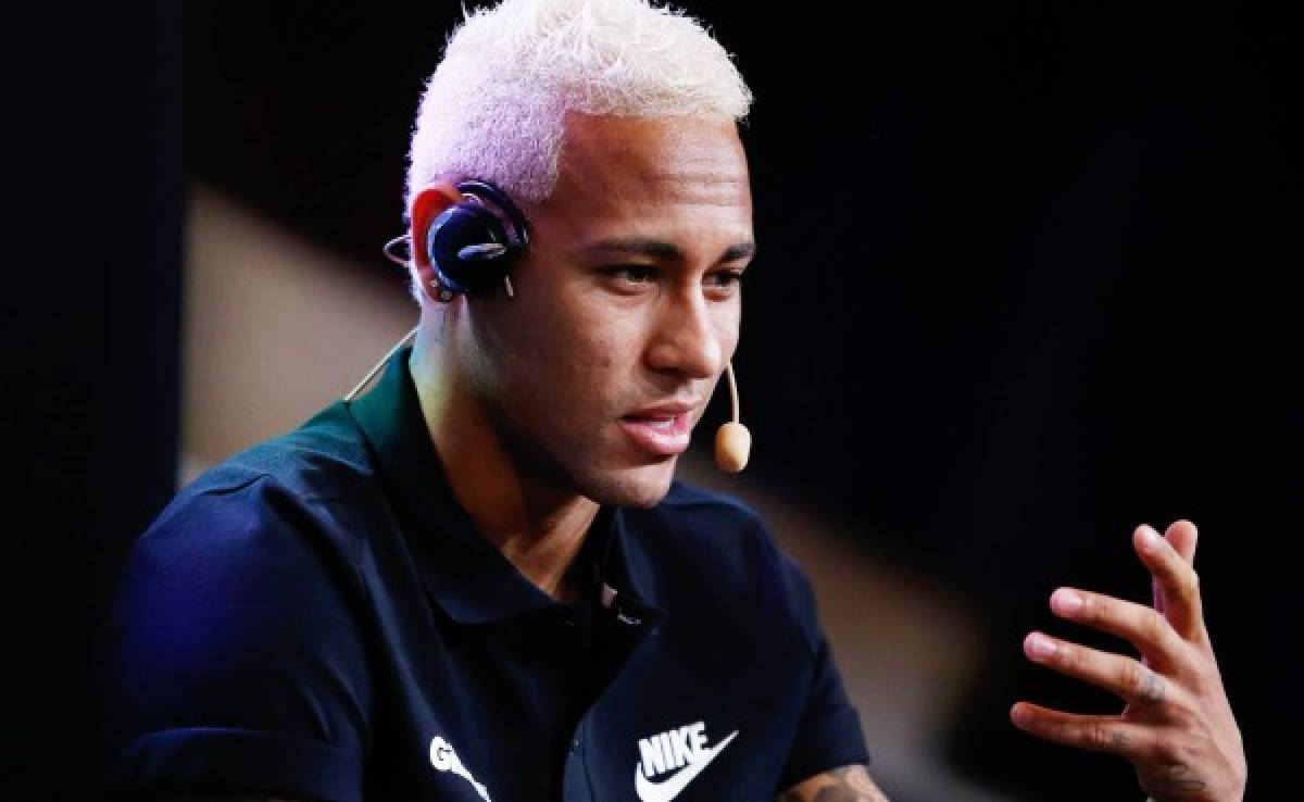 Neymar confiesa que el PSG lo tentó de mil maneras para ficharlo