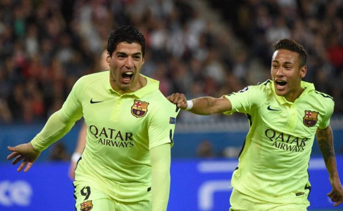 'Súper Suárez', un héroe en París lanza al Barcelona a semifinales