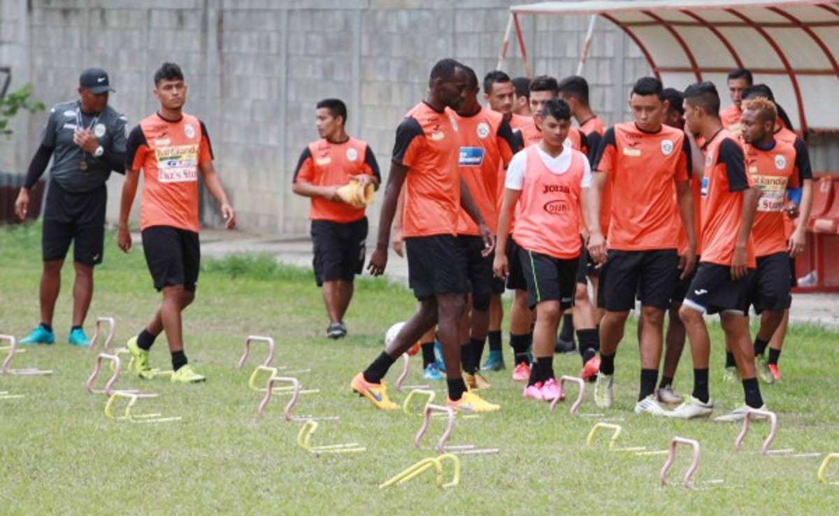 Carlos Pavón: 'Enfrentar al campeón te inspira'