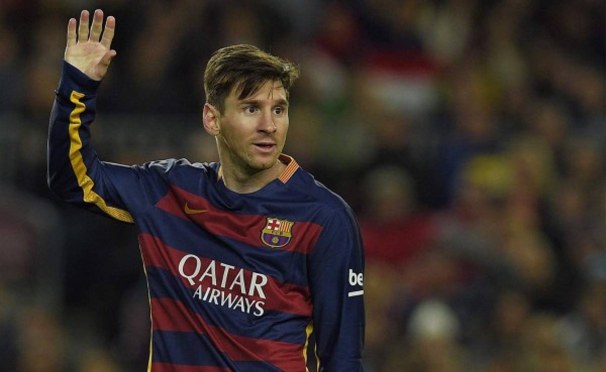 Messi celebra sus 600 partidos oficiales anotando gol a Real Sociedad