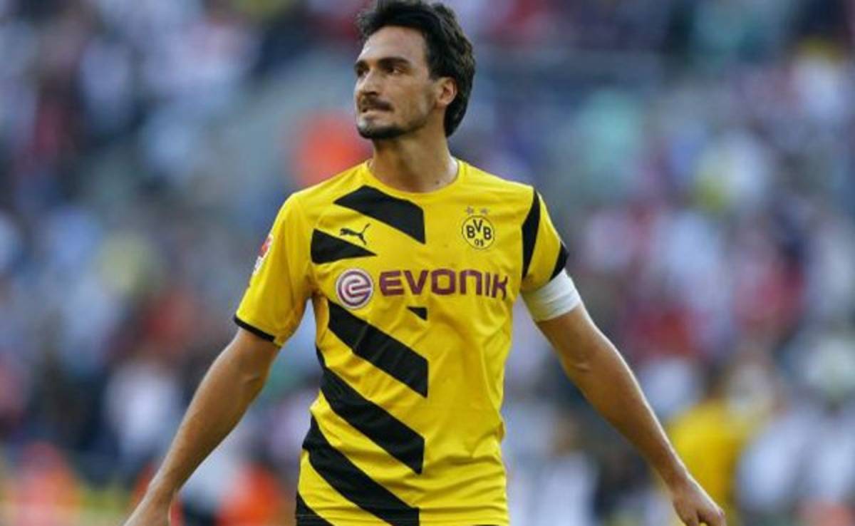 Manchester United pagaría 60 millones por Hummels