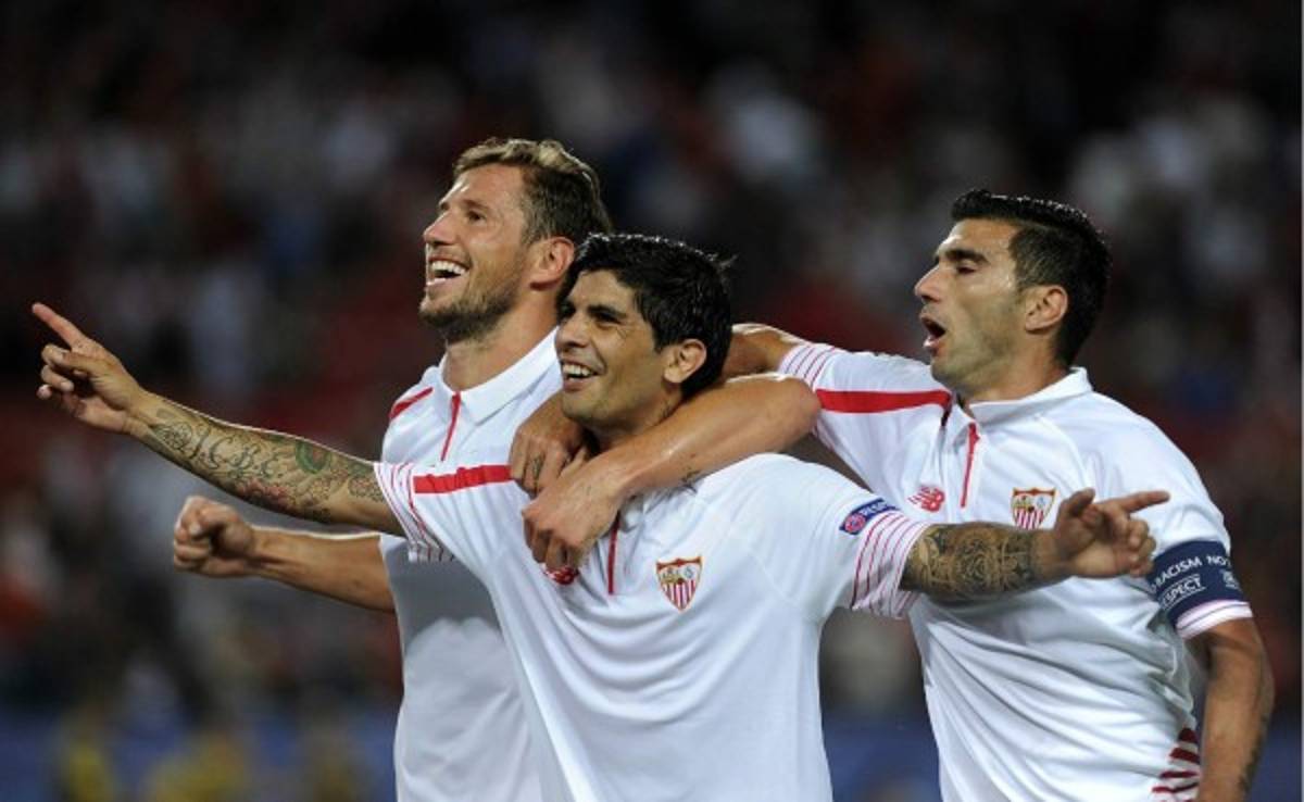 Sevilla golea al Mönchengladbach en su regreso a la Champions
