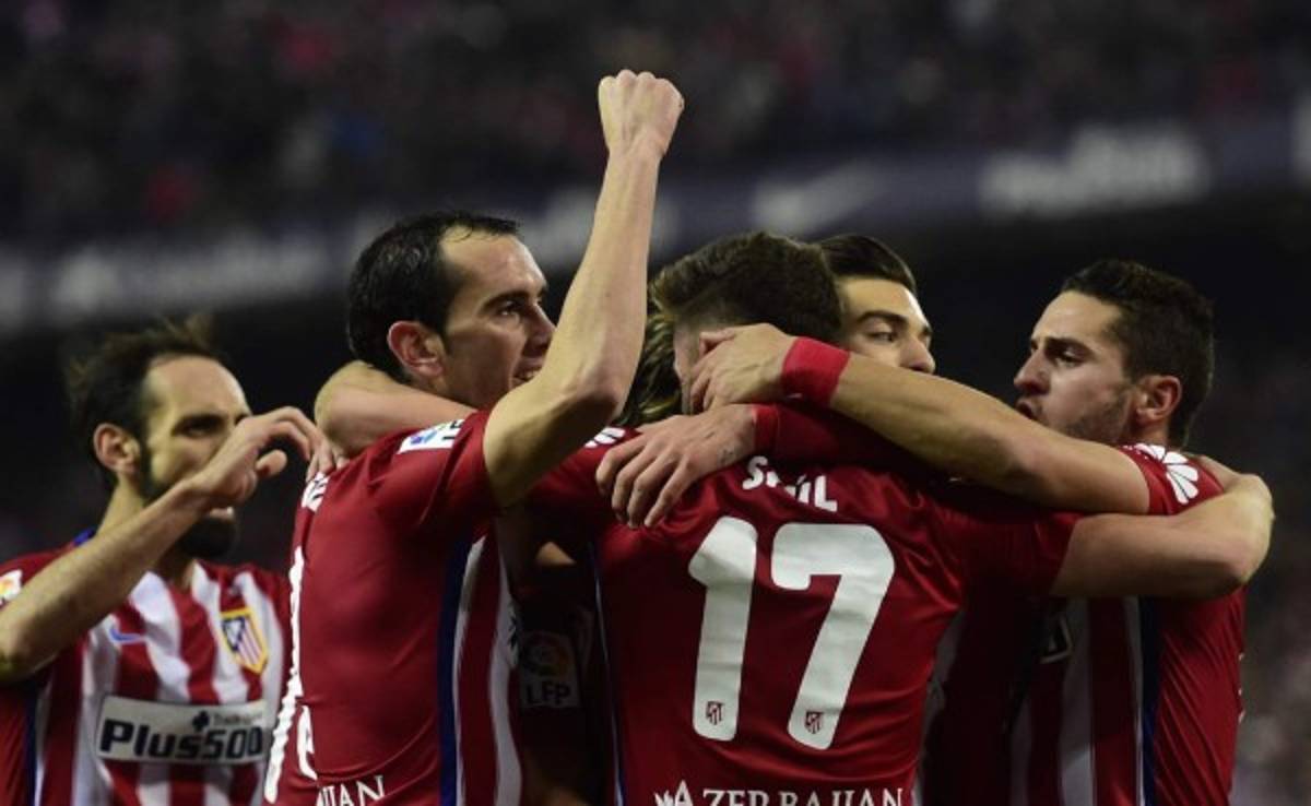 El Atlético Madrid alcanza al Barcelona en el liderato de la liga española