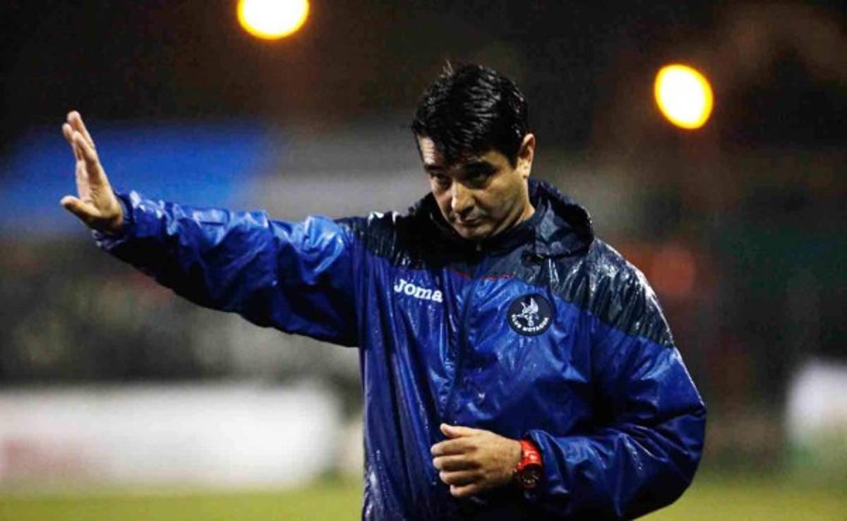 Diego Vázquez: 'Olimpia maneja todo en esta liga, que pongan la fecha que quieran'