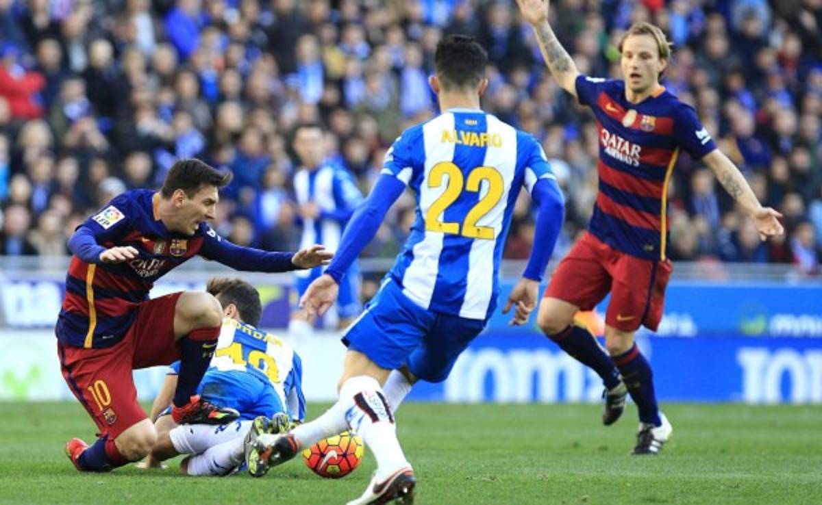 Barcelona inicia el 2016 con un amargo empate ante el Espanyol