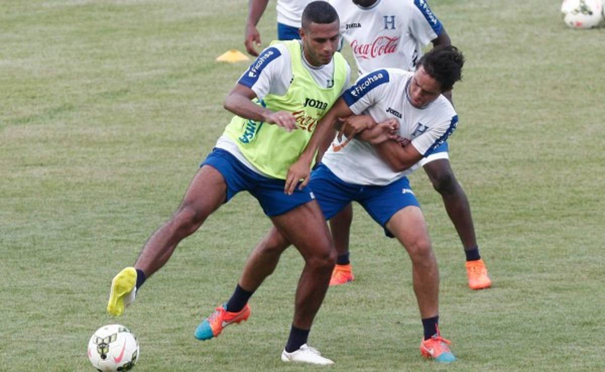 Eddie Hernández debe entrenar la próxima semana con Motagua