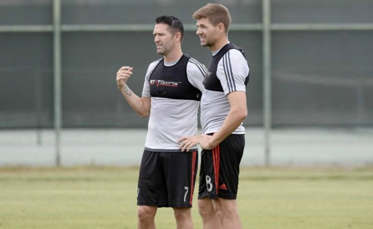 Camarógrafo norteamericano no reconoció a Steven Gerrard