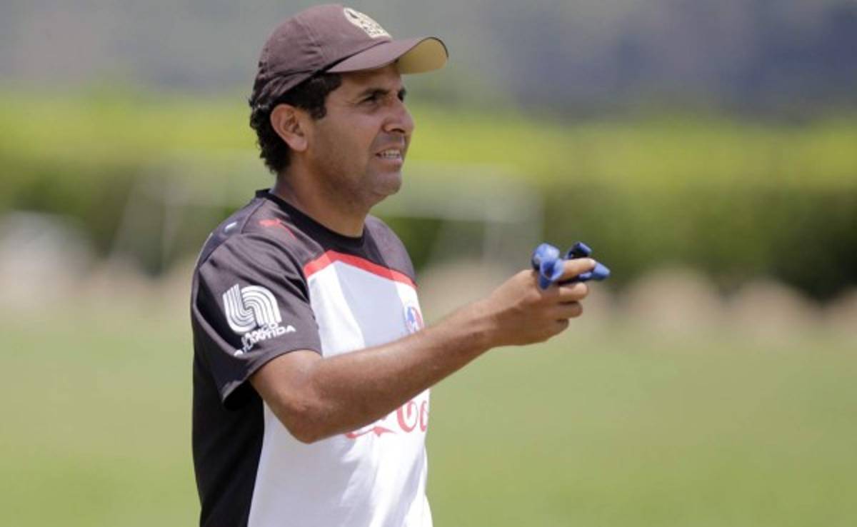 Membreño: 'Estamos en el Olímpico para un partido de fútbol y parece una guerra'