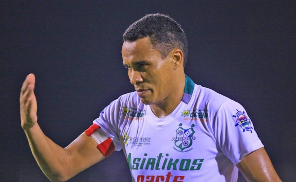 VIDEO: Rambo de León sale lesionado y quejándose de mucho dolor