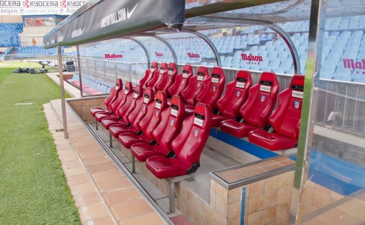 Ex jugadores centroamericanos de los 90 que ahora son técnicos exitosos