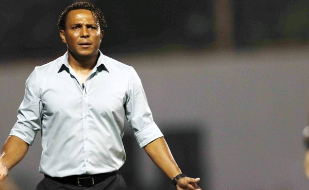 Carlos Pavón se lamenta: 'Nosotros pecamos de inocentes'