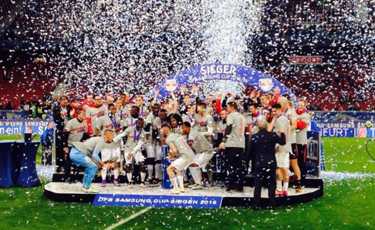 Salzburgo, guiado por el español Jonathan Soriano consigue doblete consecutivo