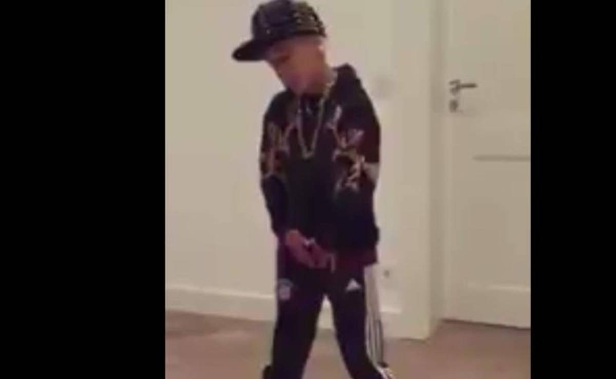VIDEO: Hijo de Arturo Vidal canta al ritmo de Nicky Jam