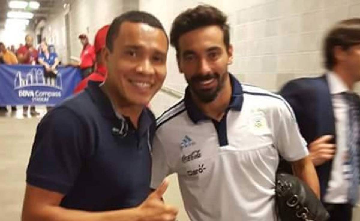 Rambo de León visitó a la selección de Argentina en Houston