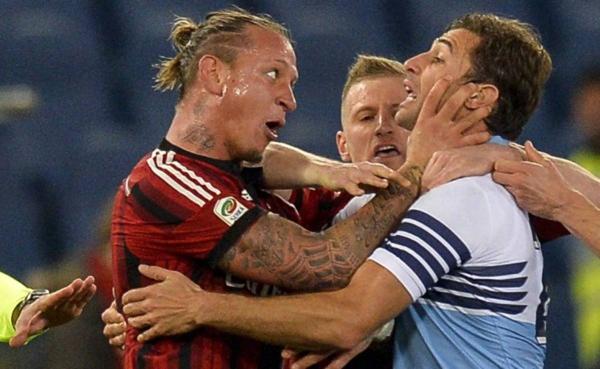 VIDEO: Mexes perdió la cabeza ante la Lazio