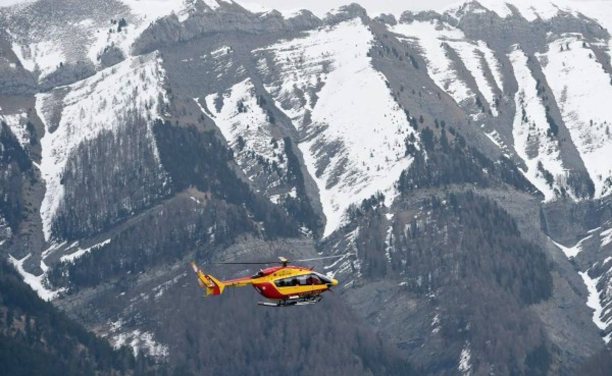 Especial: Se estrella avión en los Alpes Franceses con 150 personas