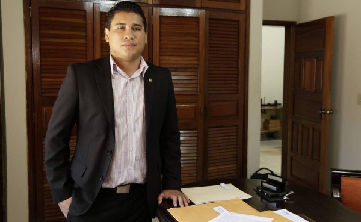 Belarmino Reyes, cambió el fútbol por las leyes y defender a trabajadores