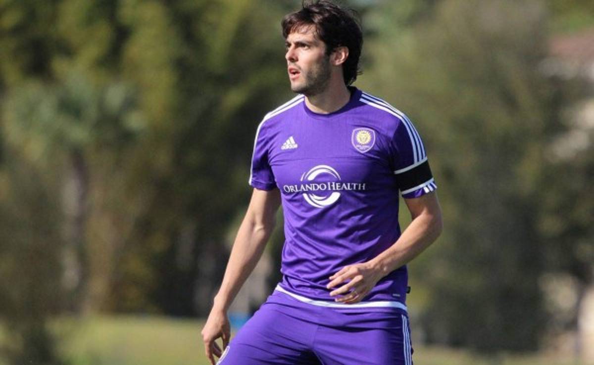 Kaká prefiere a Cristiano Ronaldo que a Messi en su once ideal