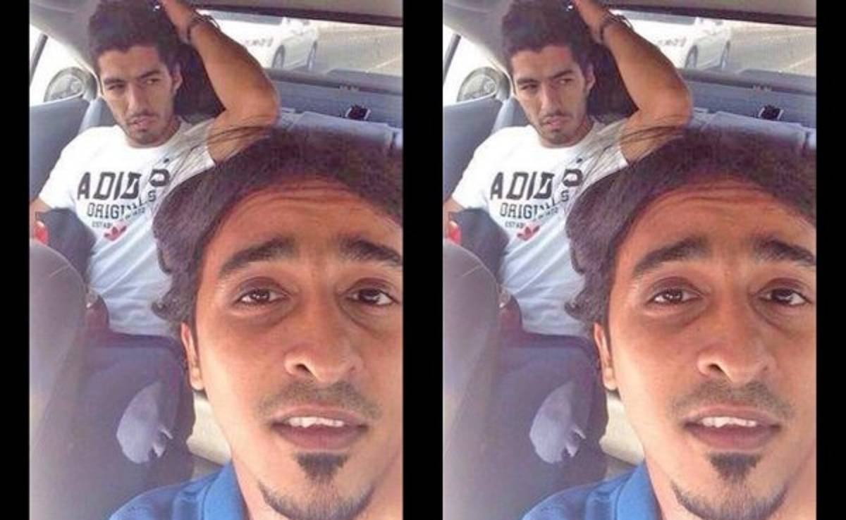 Taxista árabe aprovecha para tomarse 'selfie' con Luis Suárez