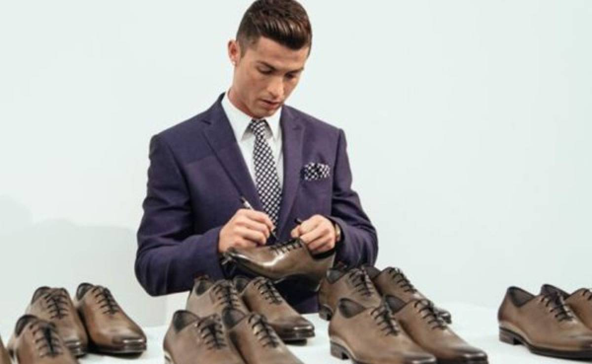 Cristiano Ronaldo suministra los zapatos de vestir de la selección Portugal
