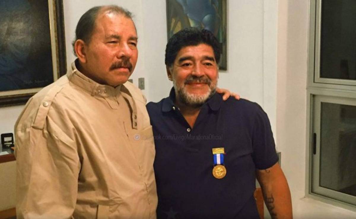 Maradona recibe máxima distinción del Gobierno de Nicaragua
