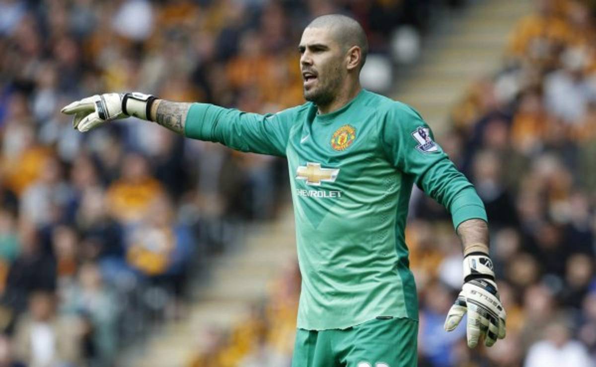 Víctor Valdés no aceptó la oferta del Valencia