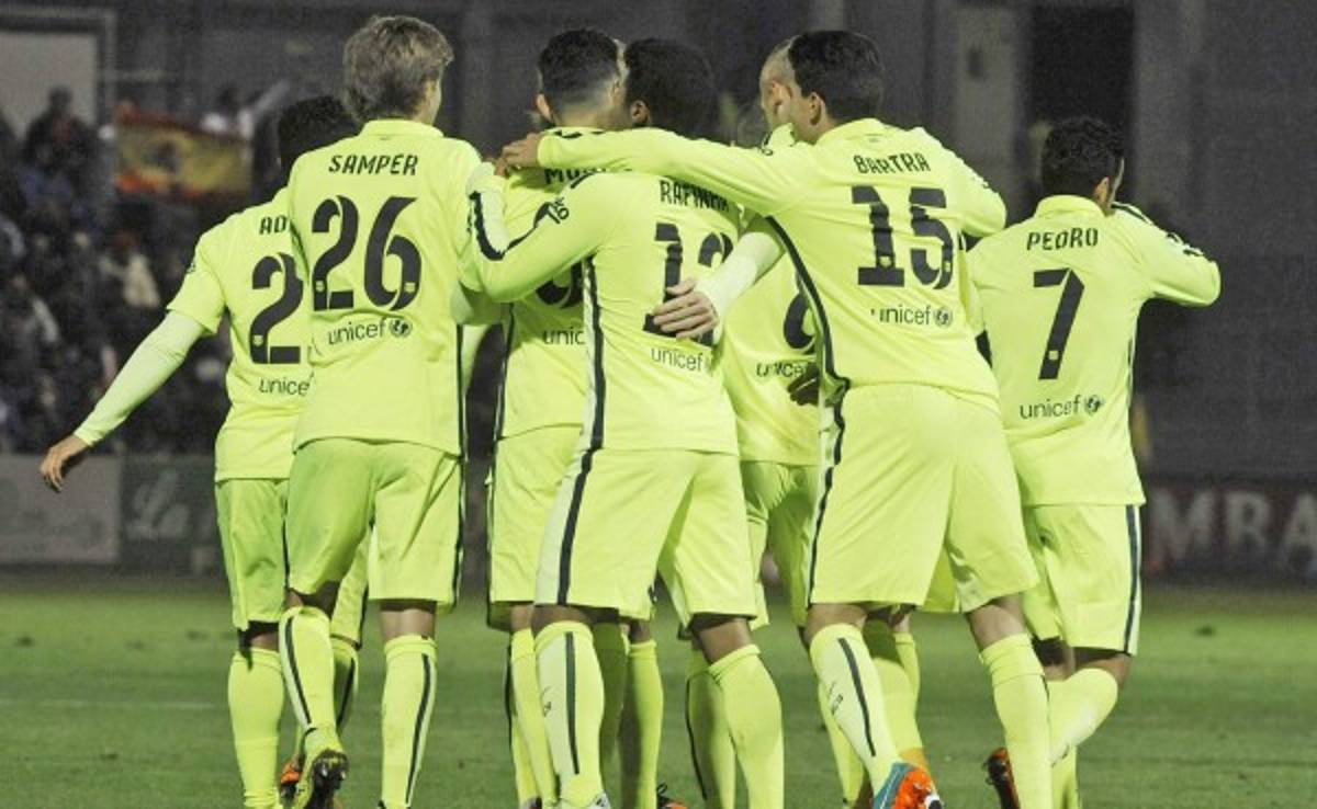 Barcelona goleó sin apuros al Huesca por la Copa del Rey