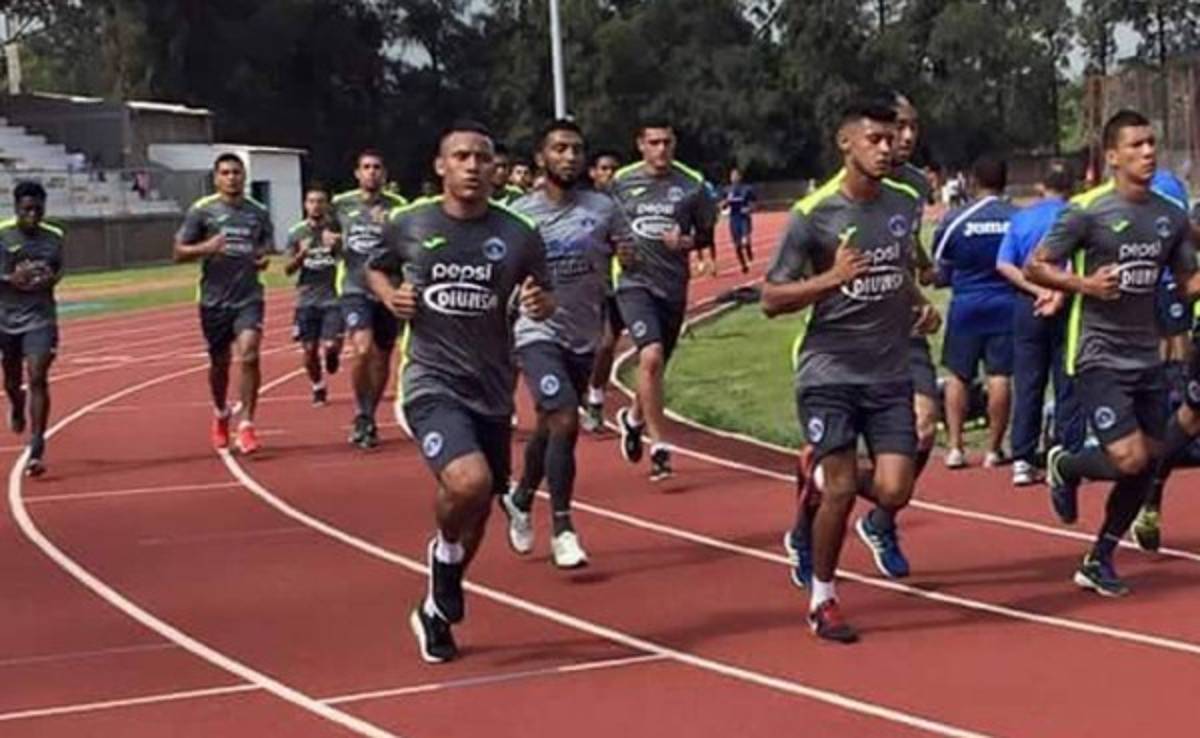 SORPRESA: Luis Garrido aparece entrenando con Motagua