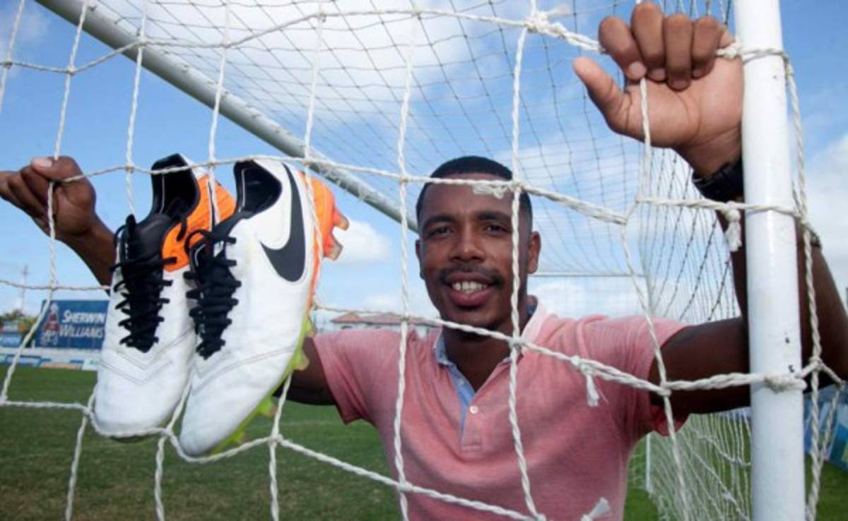 FICHAJES: Najar es ofrecido en Turquía; Olimpia con novedades y Motagua define futuro de Elmer Güity